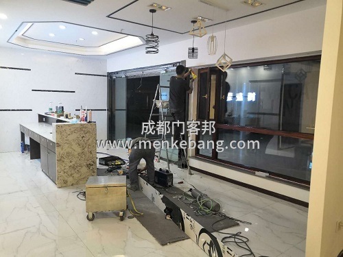 門客邦成都自動平滑門不能正常開門、不轉(zhuǎn)了維修
