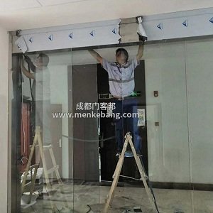 成都電動玻璃門運行流程可靠性與安全性