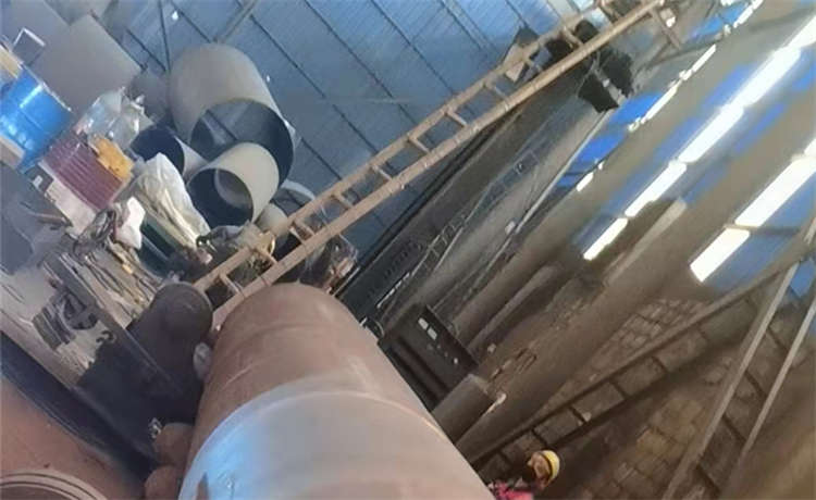 內(nèi)徑300mm螺旋焊管,賀州2020螺旋鋼管,350mm螺旋鋼管,微型鋼管樁廠家