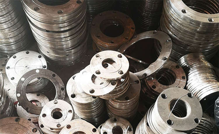 1200鋼立柱，DN2600鋼護筒定制，螺旋鋼管生產(chǎn)廠家，廠家直銷防腐螺旋鋼管