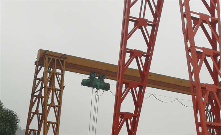 273mm供水螺旋鋼管，1000螺旋鋼管，鍍鋅槽鋼，鋼管樁廠家