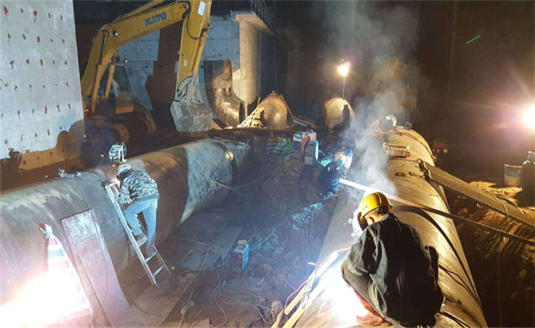 1000-10-12-14-16-18-20mm鋼立柱，2620mm鋼護筒，1920-10-12-14-16mm螺旋鋼管，1000螺旋鋼管