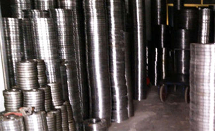 內(nèi)徑1000mm螺旋管，1324mm螺旋焊管，DN1800螺旋鋼管，鋼材場1700mm螺旋焊管