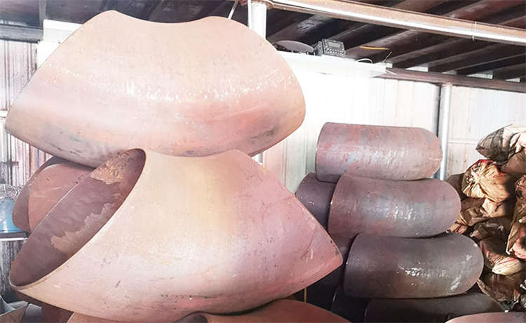 1200鋼立柱,深圳打樁螺旋管,325mm螺旋管,鋼材場打樁螺旋鋼管