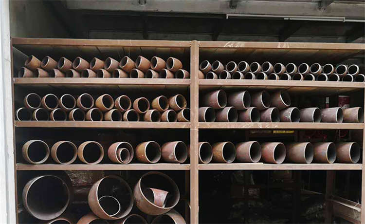 鋼材場排水螺旋鋼管,2150mm打樁鋼護筒,529-10螺旋焊管,800螺旋焊管