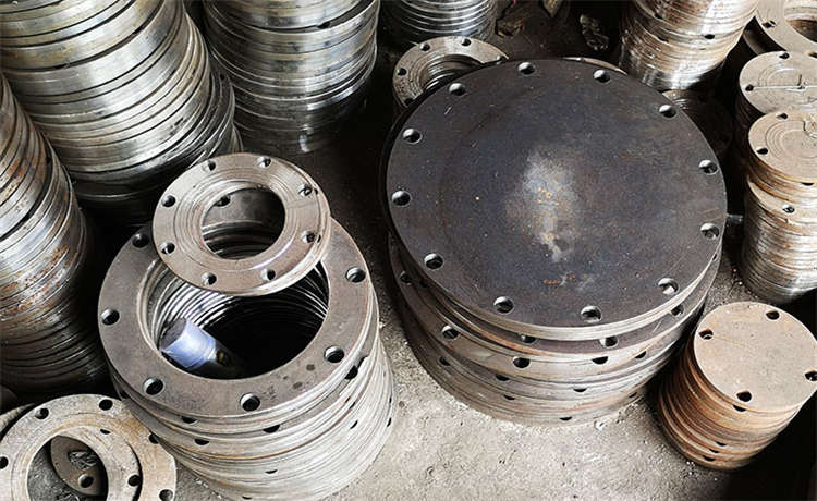 3420 724mm螺旋鋼管,清遠(yuǎn)711mm螺旋焊管,dn1000mm螺旋鋼管,鋼材場(chǎng)打樁螺旋鋼管